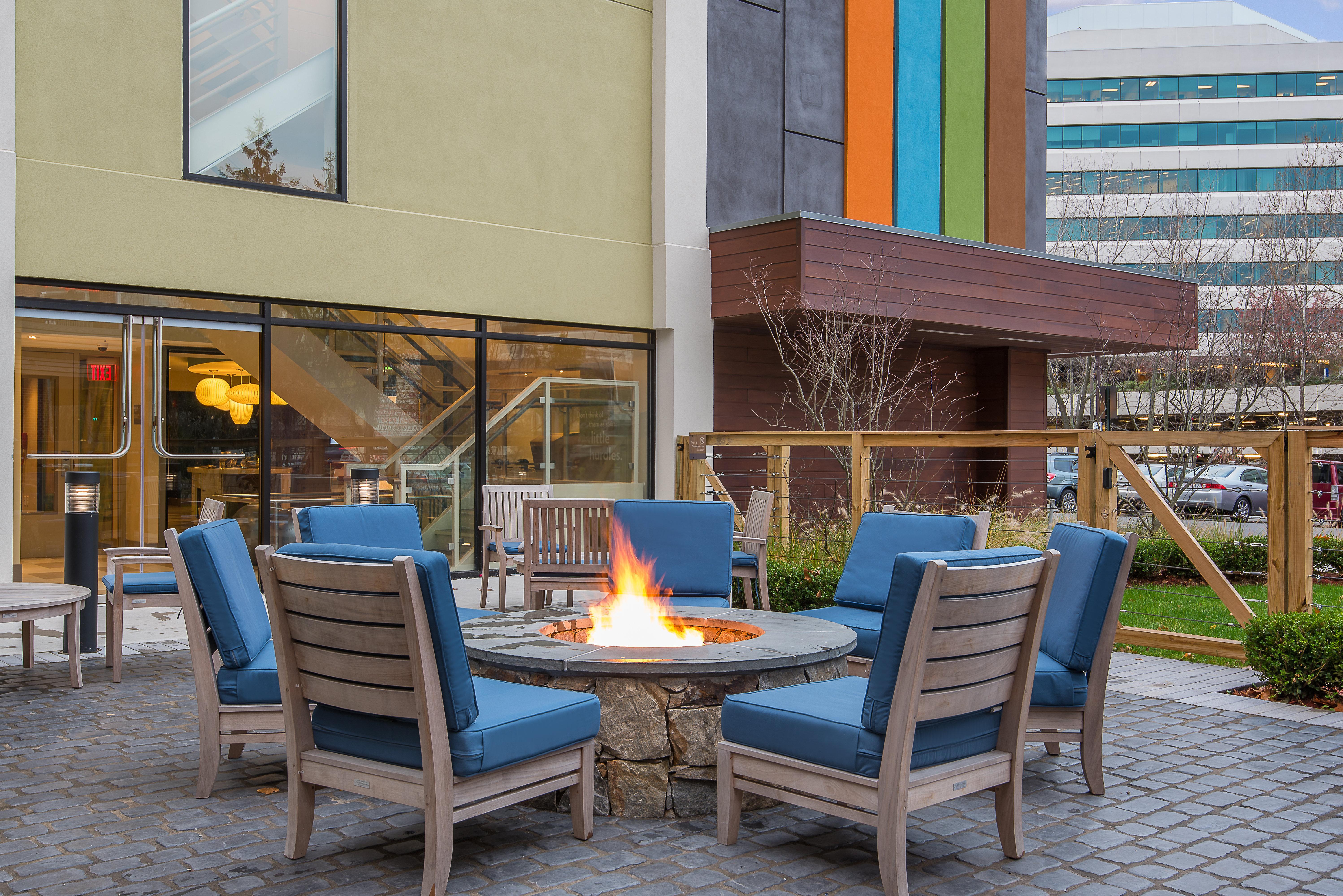 Even Hotel Norwalk By Ihg Exterior photo